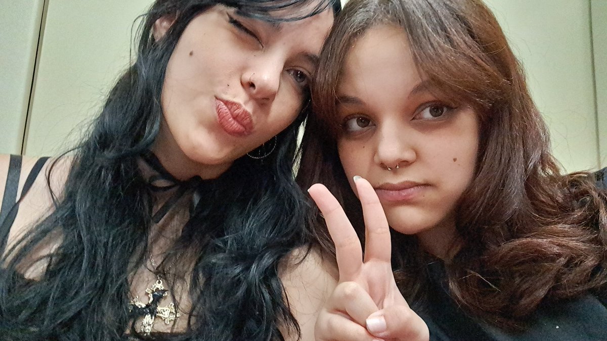 lisa⁴⁺⁹ tweet media
