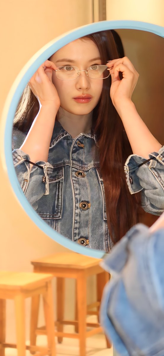 ForeverTwiceOT9's tweet image. Sana Instagram update. Part 1

FULL SCREEN WALLPAPERS.

Go to my Google drive and download 80000 HD Twice photos for free.

#TWICE #트와이스 #ONCE #원스 #OT9
#사나 #サナ #さな #SANA #湊崎紗夏