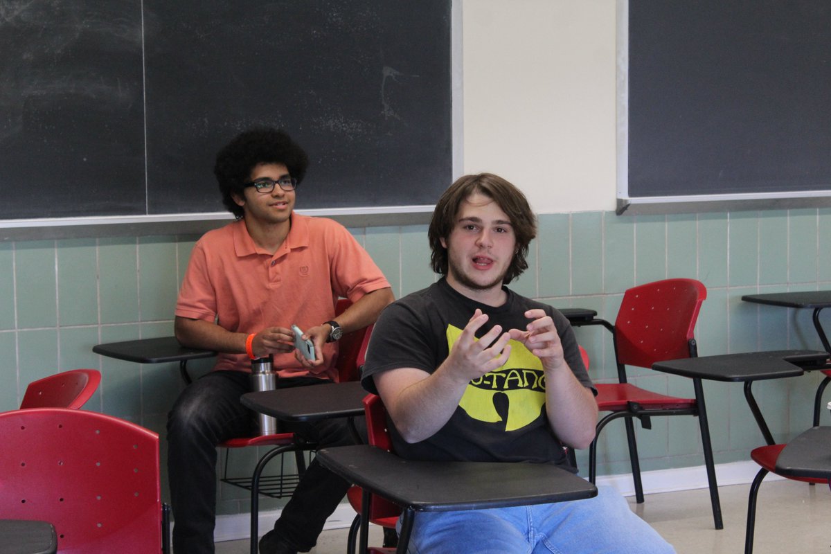 stjohnspsu's tweet photo. The SJPSU celebrated #StarWarsDay early with a discussion on the in-universe politics of the galaxy far, far away and the structures necessary to maintain peace and stability between all planets within it. 🚀

#StJohns #politics #discussion #SJU #StarWars https://t.co/hysTe8VQIh