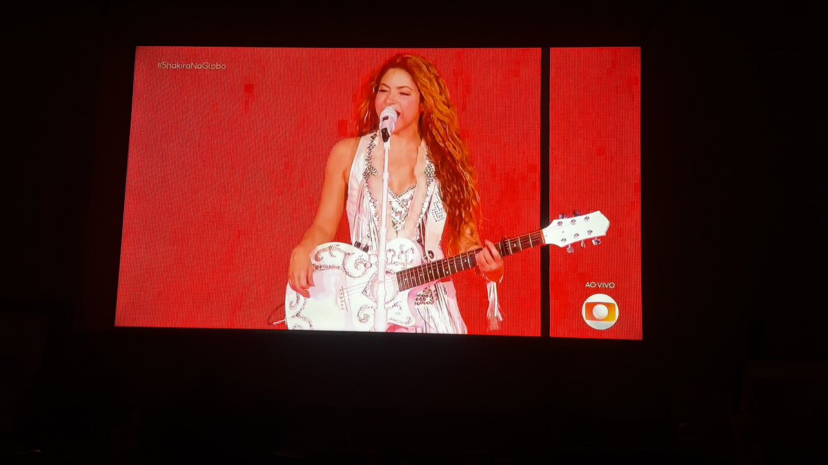 adrielmarcelo's tweet photo. #ShakiraNaGlobo ela é a melhor de todas ❤️❤️❤️ https://t.co/rCFdssRqr1