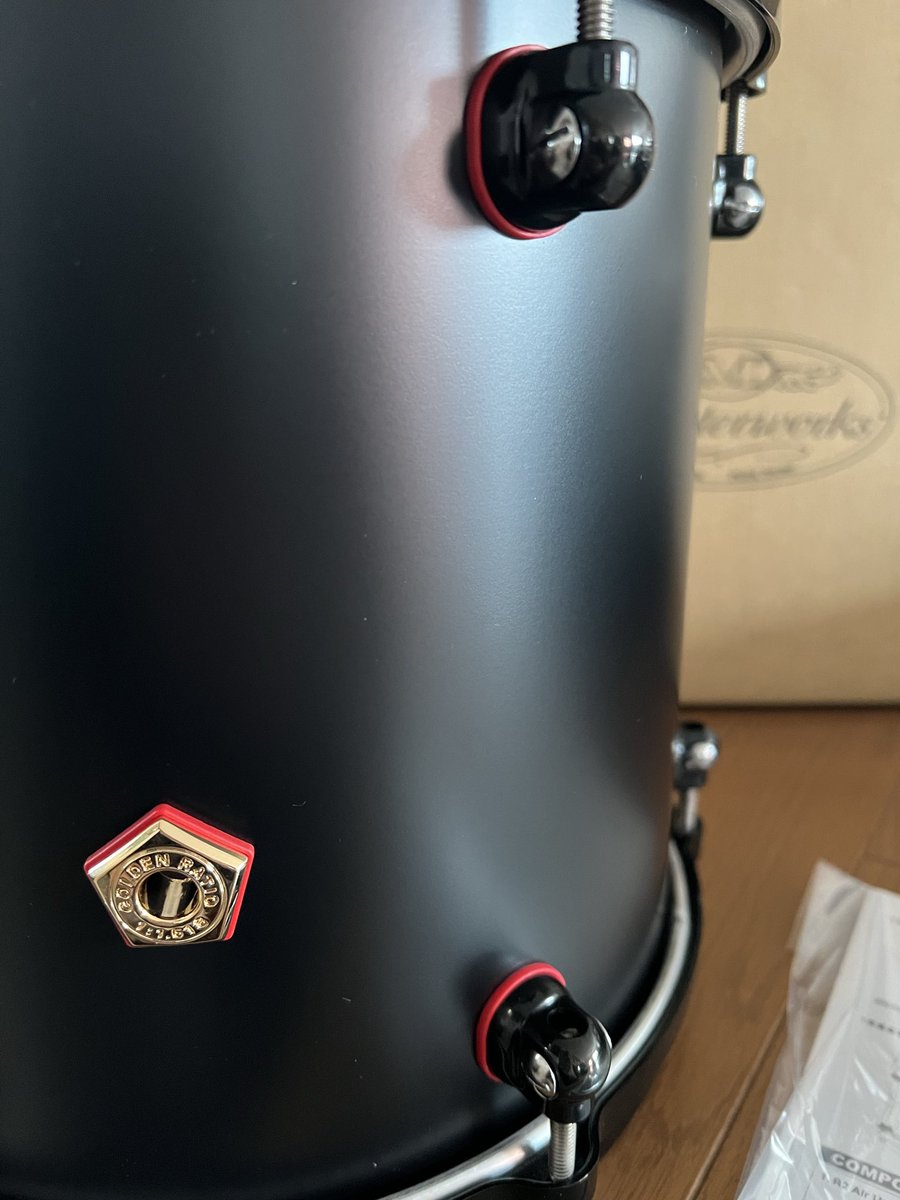 clover19821223's tweet image. 届いたー！
ラグのネジがゴールドなら完璧なのに…。
#Pearl #masterworks