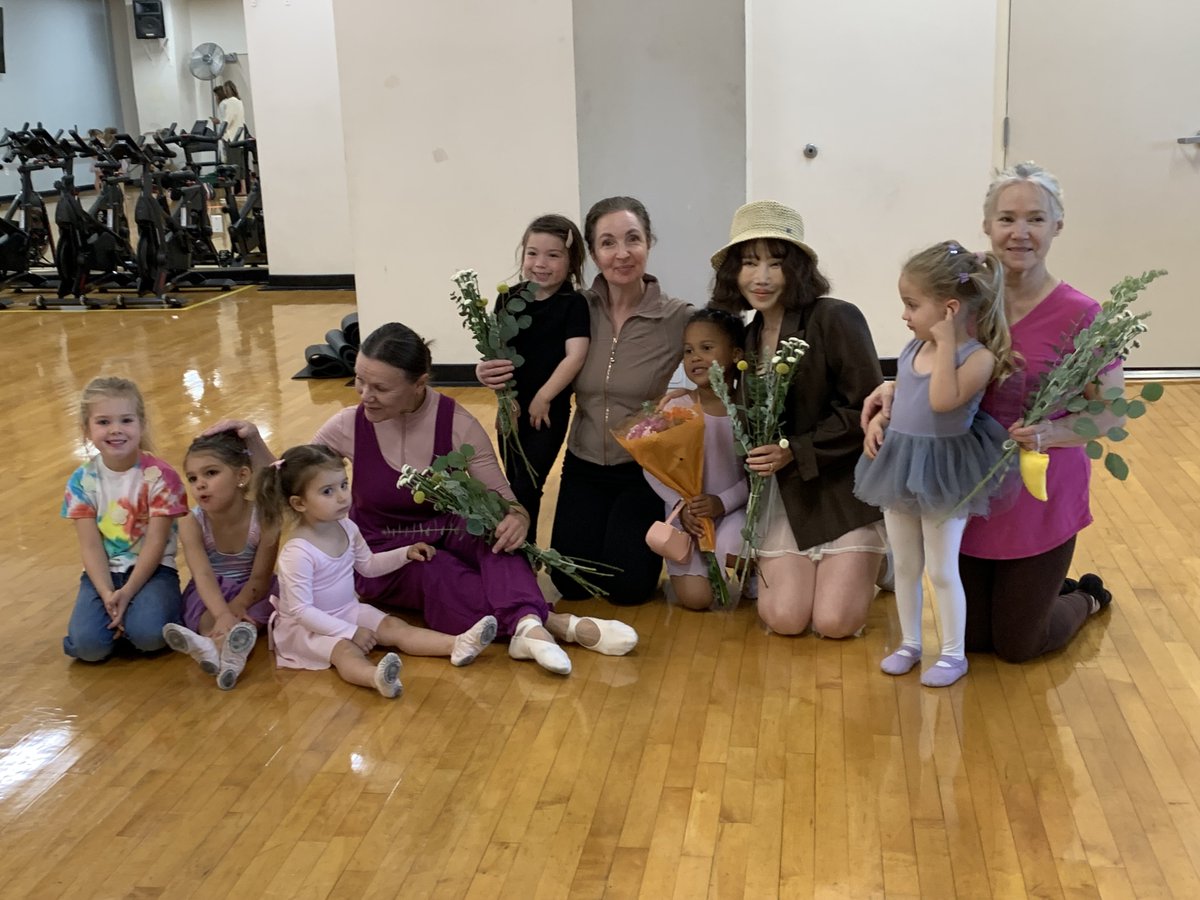 BalletnIdentity's tweet image. SHOWCASES of our YMCA spring session classes!! we had two amazing “open classes" at YMCA Santa Monica for our 6-10 &amp;amp; 3-5 yr olds! footage coming soon! here’s a special moment with our 3-5 yr olds April 30😊 
#balletworld #ballet #balletdancer #balletforkids #preschoolballet #YMCA