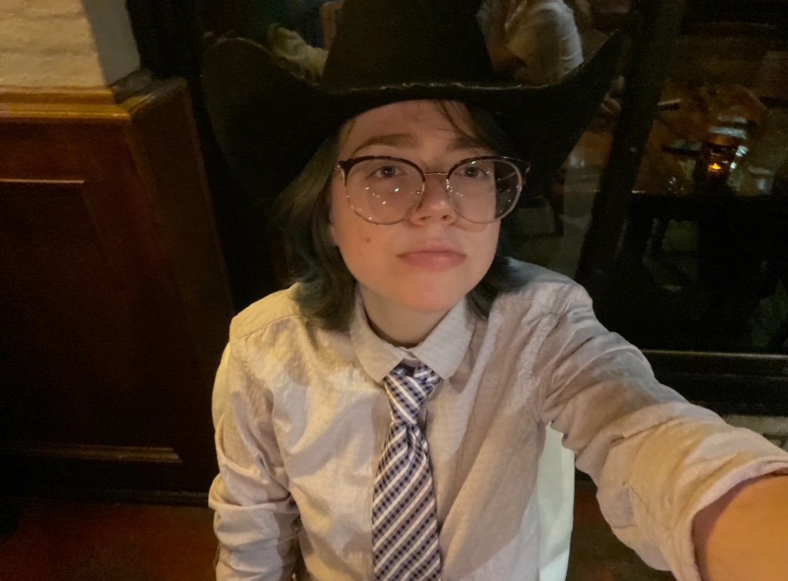meowlimic's tweet image. me a year ago aw #Kawaii
