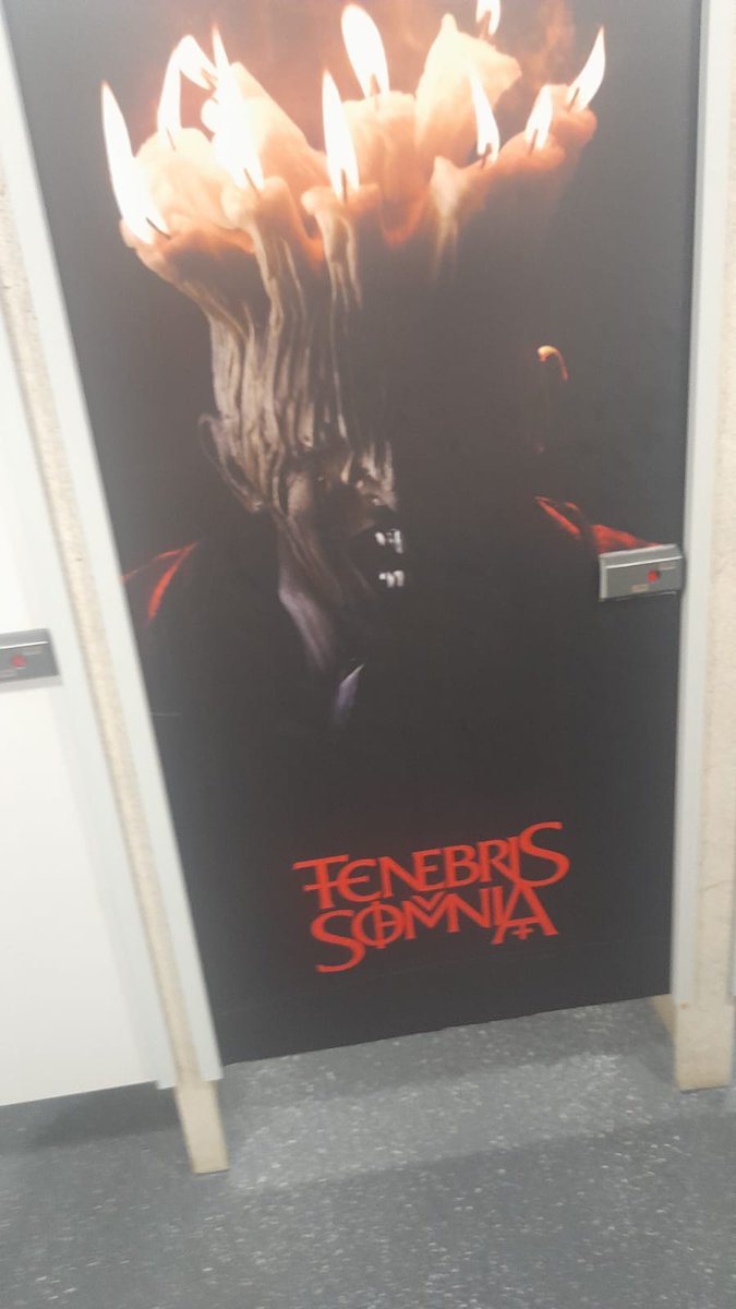 YUORKI1's tweet photo. I got to meet @Airdorf at Gamescom Latam 2026 and test out early the @TenebrisSomnia bathroom stall.

Amazing experience, I never took a shit so immersive in my life. 10/10 I can't wait for you guys to try out https://t.co/LQiRg1svH9