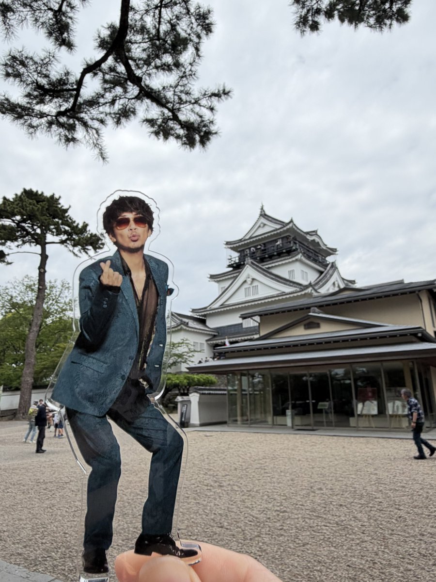 2回引いて
虫さん出たぁあぁあ

嬉しいーーー

りょうくんもうれしーーいーーー

岡崎城