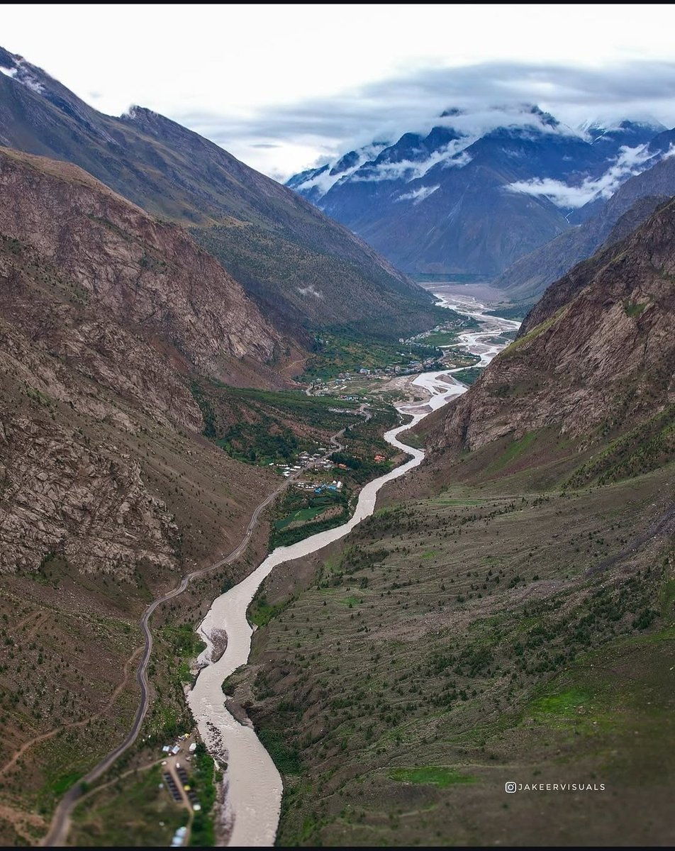 RajeshS69996207's tweet image. Serene beauty of jispa 😍

#Jispa 🏔️ 
#Himachalpradesh
#NatureBeauty
#Mountain 🌈