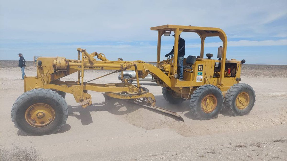 📌 #Infórmate | La Junta Estatal de Caminos inició trabajos de rastreo en el tramo La Laguna – San José de Gracia, en el municipio de #Mulegé, para mejorar las condiciones de esta vía.

Con ello, se favorece la conectividad entre comunidades y se optimizan las condiciones para el