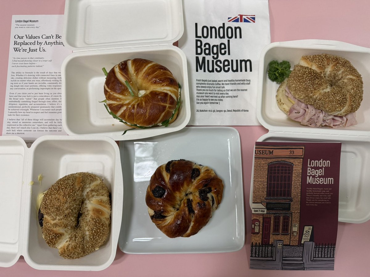 jongil790424's tweet photo. #프랑스루브르바게트 #런던베이글뮤지엄 #빵 🥖🍞🥪🥯🥐🥨🫓 https://t.co/S27v5IDeTr