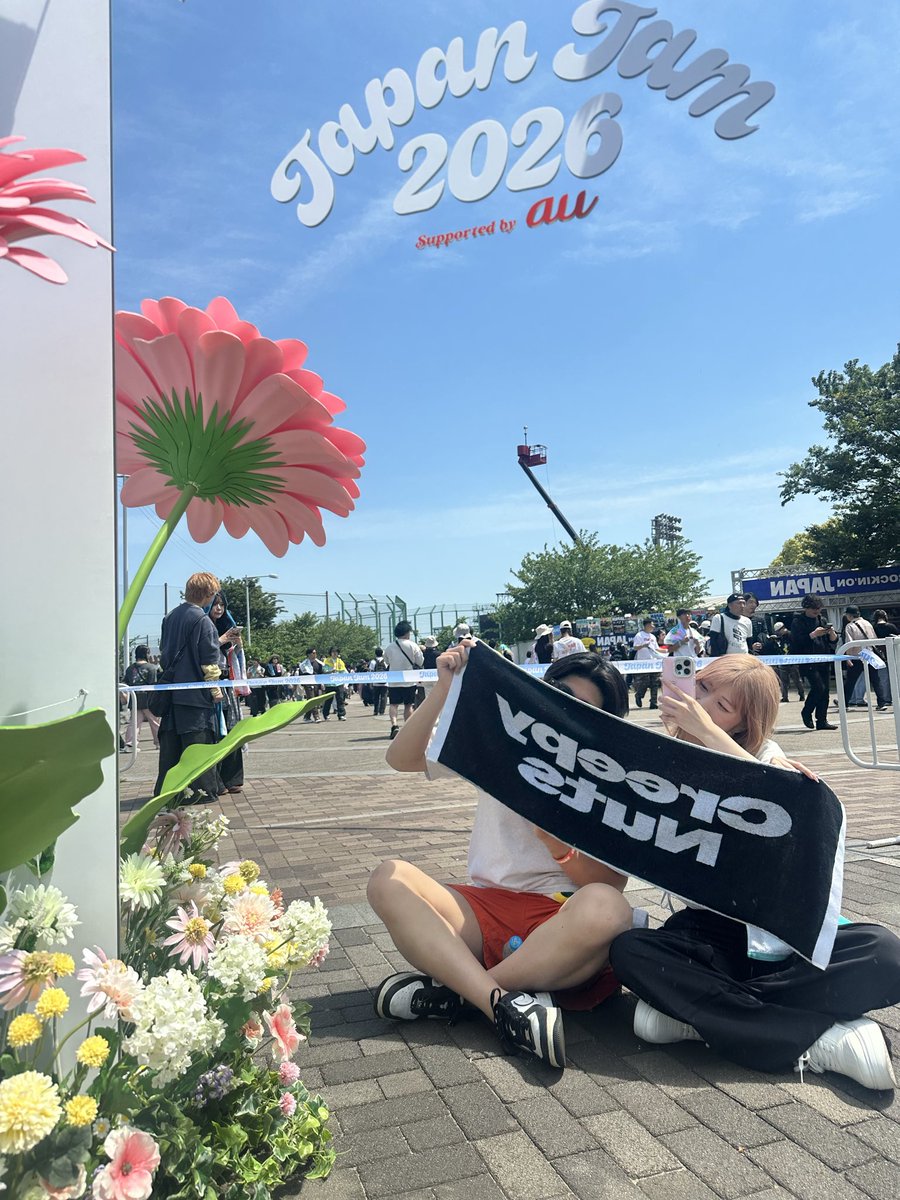 usa_16mi's tweet photo. JAPANJAM2026
This is LAST、ハンブレ、ORANGERANGE、マカえん、クリープ、CreepyNutsって見てきた✌️
マカえんは相変わらず良かったし、クリープセトリ神だった😇✨💕
CreepyNutsのかっこよさにやられた日でした。さいこ！！ #JAPANJAM2026  #JJ26  #マカえん  #CreepyNuts https://t.co/mPnXYAk0zu