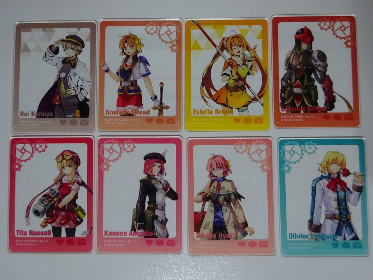 ピアソン 唯のん マフラータオル アクキー 缶バッジ アクスタ セット 軌跡ファンミ 現地で買ったグッズ類はこんな感じでした。少量だった