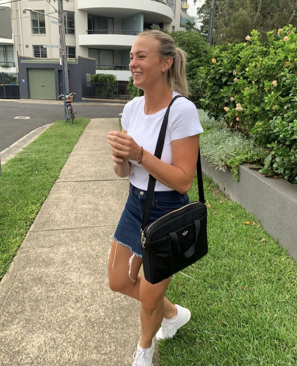 Emilyowenlv's tweet image. Smile! Makes the day a lot better 🥰😊 #happyday