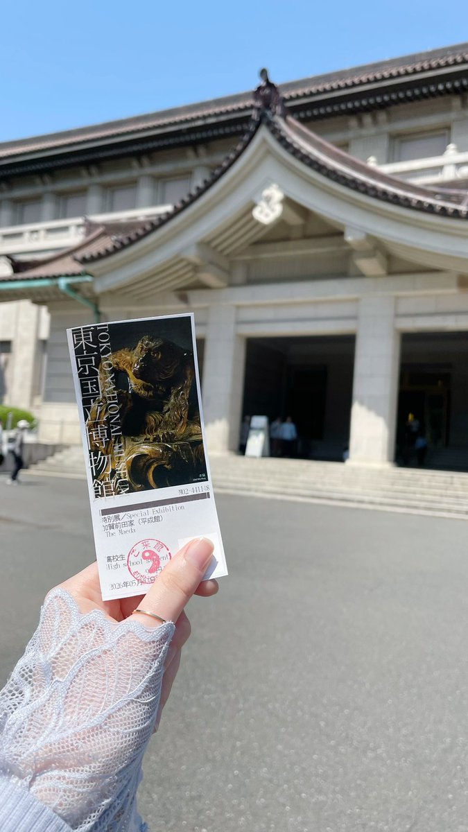 みりん tweet media