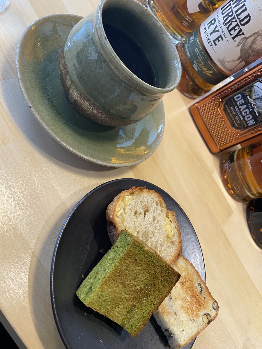 grenzstadt's tweet photo. 伊賀市上野中町、カフェ　忍杏さんに。淹れたてのコーヒー、焼きたてのパンが美味い！落ち着く。。 https://t.co/ZCnDDOZNZk