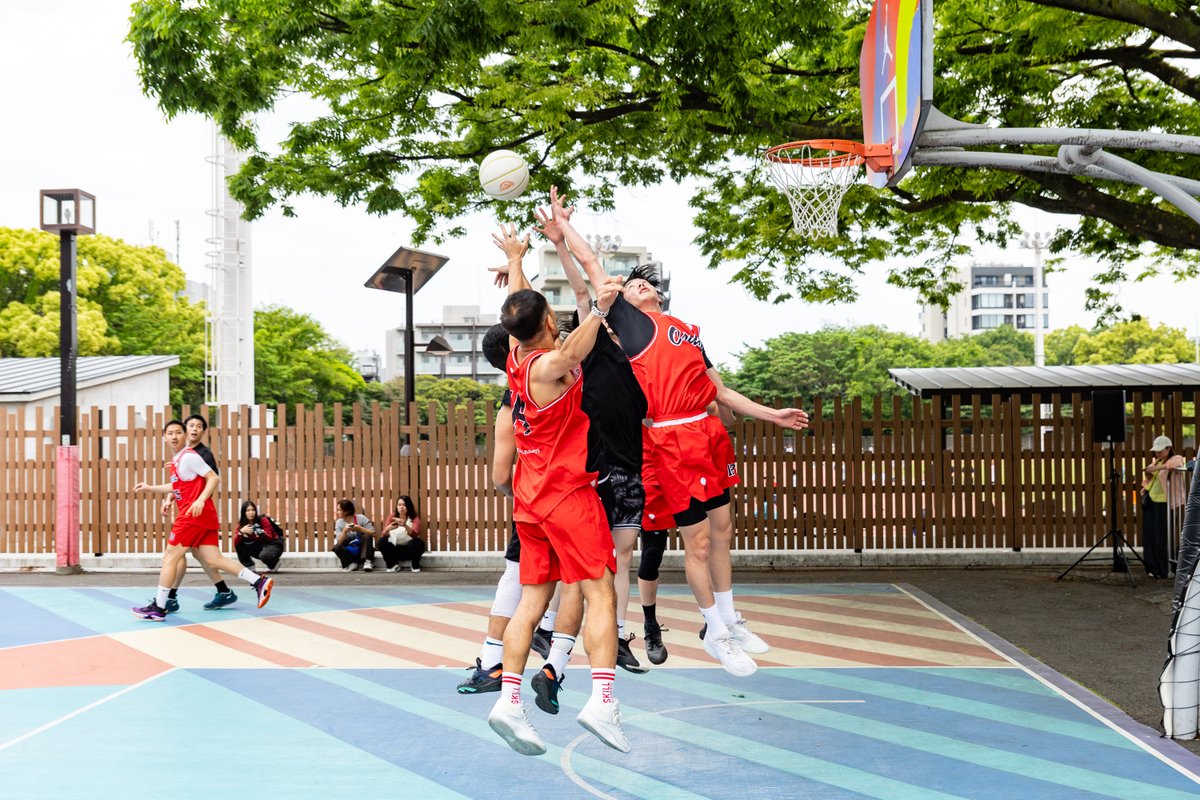 ALLDAYMAG's tweet photo. ALLDAY SPRING 2026 DAY2
Court B Game4
⼤阪籠球会 28🆚13 barber
#ALLDAY #alldaybasketball #ALLDAYSPRING2026
#YOYOGIPARKPLAYGROUND #PICKUPPLAYGROUND #SUPPORTEDBYJORDAN #TOKYO23 https://t.co/RN4xCLQM7C