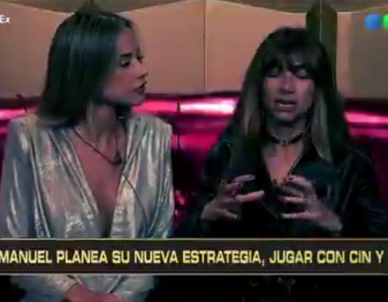 luli tweet media