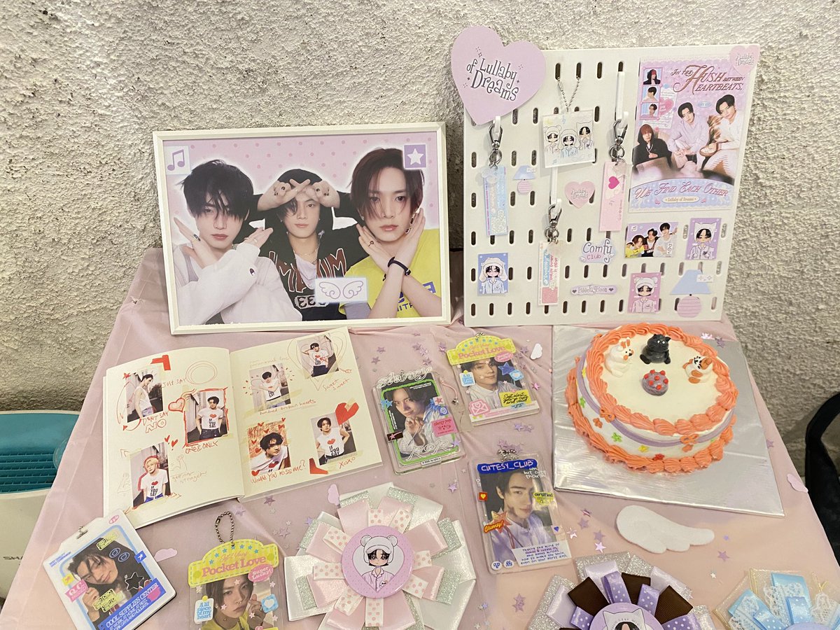 seungchatime's tweet photo. pajama party 💜🩷🩵
@diaryofhjs 

#LullabyOfDreams
#WhispersOfHeeJayHoon https://t.co/3KZYGlx1LI