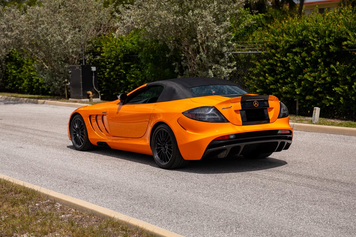 Mercedes-Benz Life tweet media