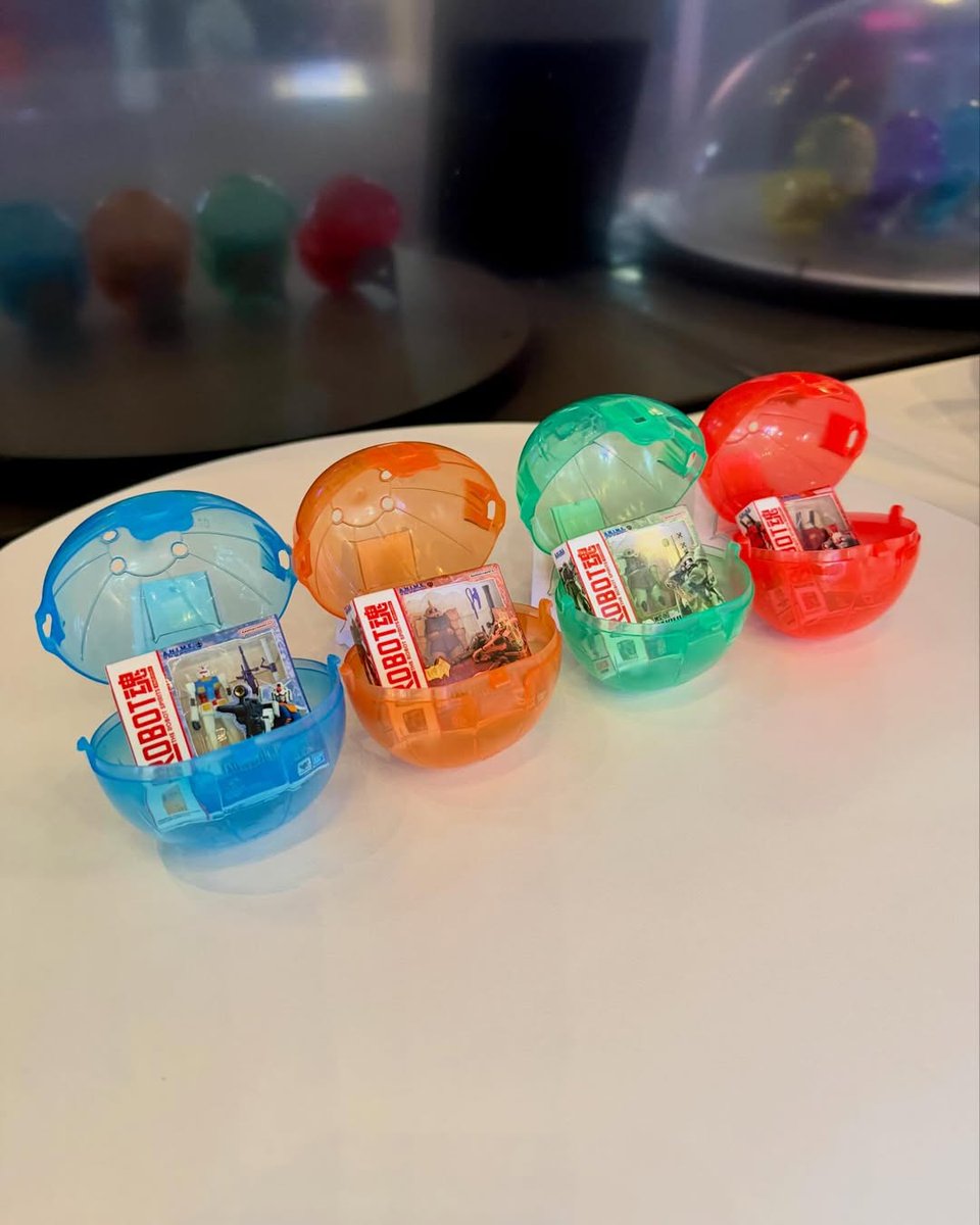 Gashapon US tweet media
