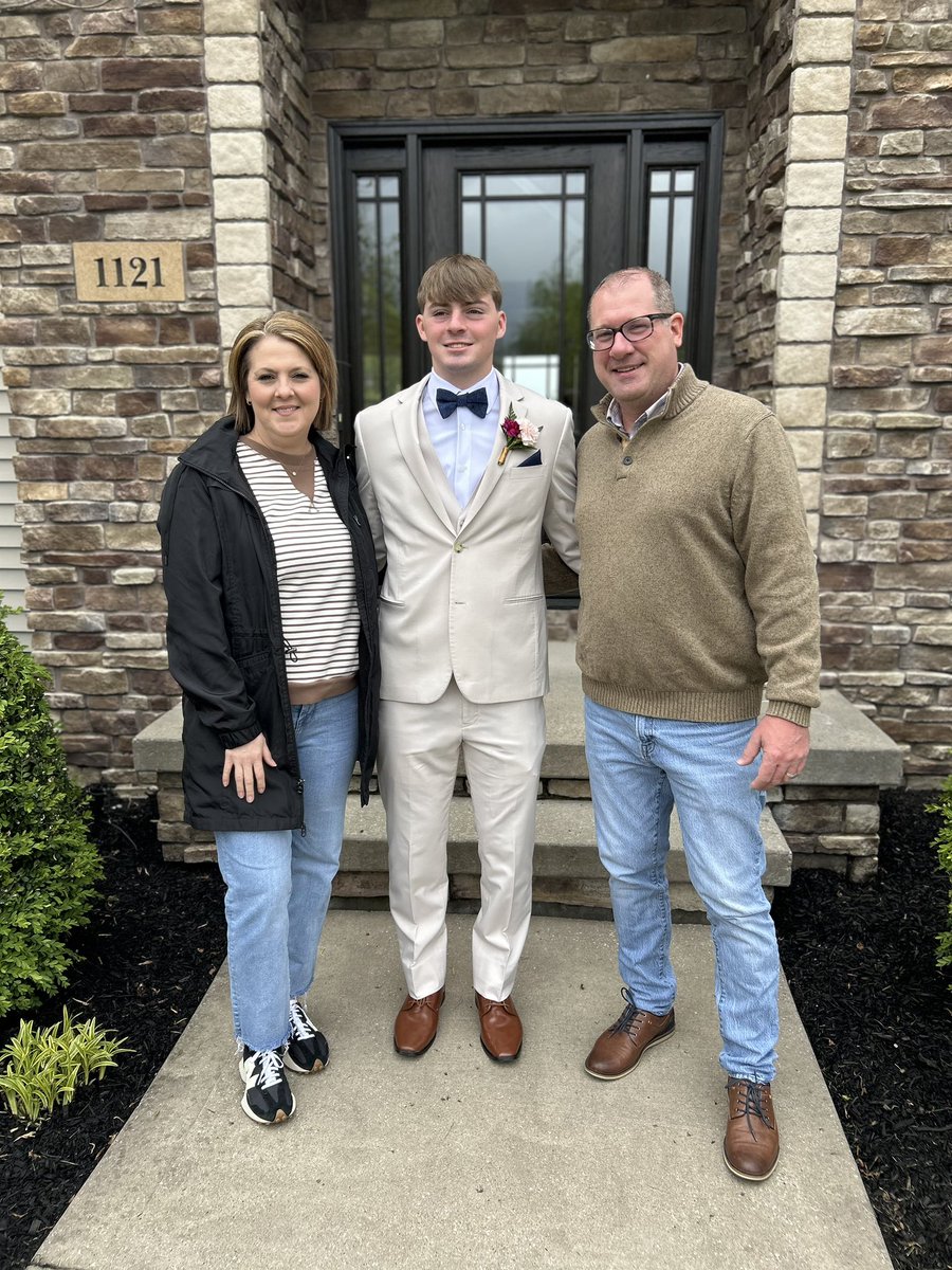 tjebert's tweet photo. The @NordoniaSchools 2026 Prom! https://t.co/X9upVTCUJ2