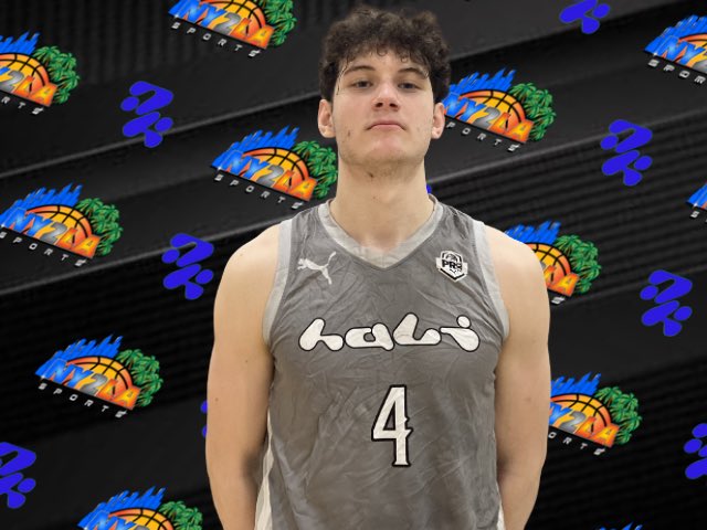 MHS_Boys_'s tweet photo. Good team win by 17U @HaliburtonAAU Winston with plenty of contributors. 6’2 Jordan Blockton scored 20 leading a couple big scoring runs plus 6’5 Kaan Caglar scored 14 &amp; showed his highly versatile and impactful game. @ny2lasports #NY2LAINVITATIONAL https://t.co/hAp9EgNRNi