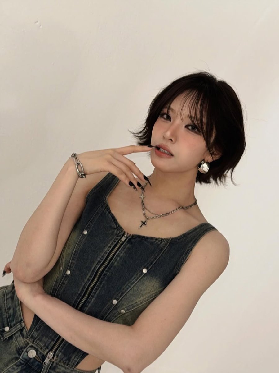 moonsua pics tweet media
