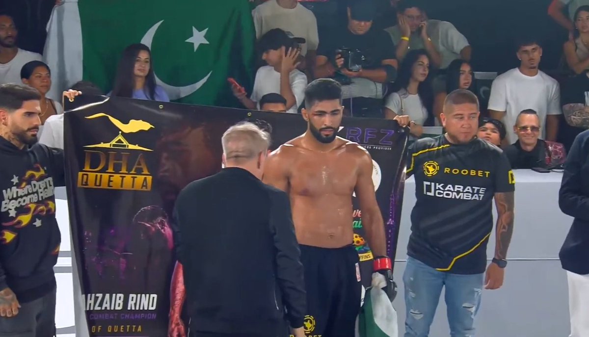 sayed_snzaib's tweet image. #ShahzaibRind brutally beat his opponent, he went down with his kick.
#KarateCombat61 
#Champion
#GreatRespectForPakistan
#خان_کی_مزاحمت_کے_1ہزار_دن