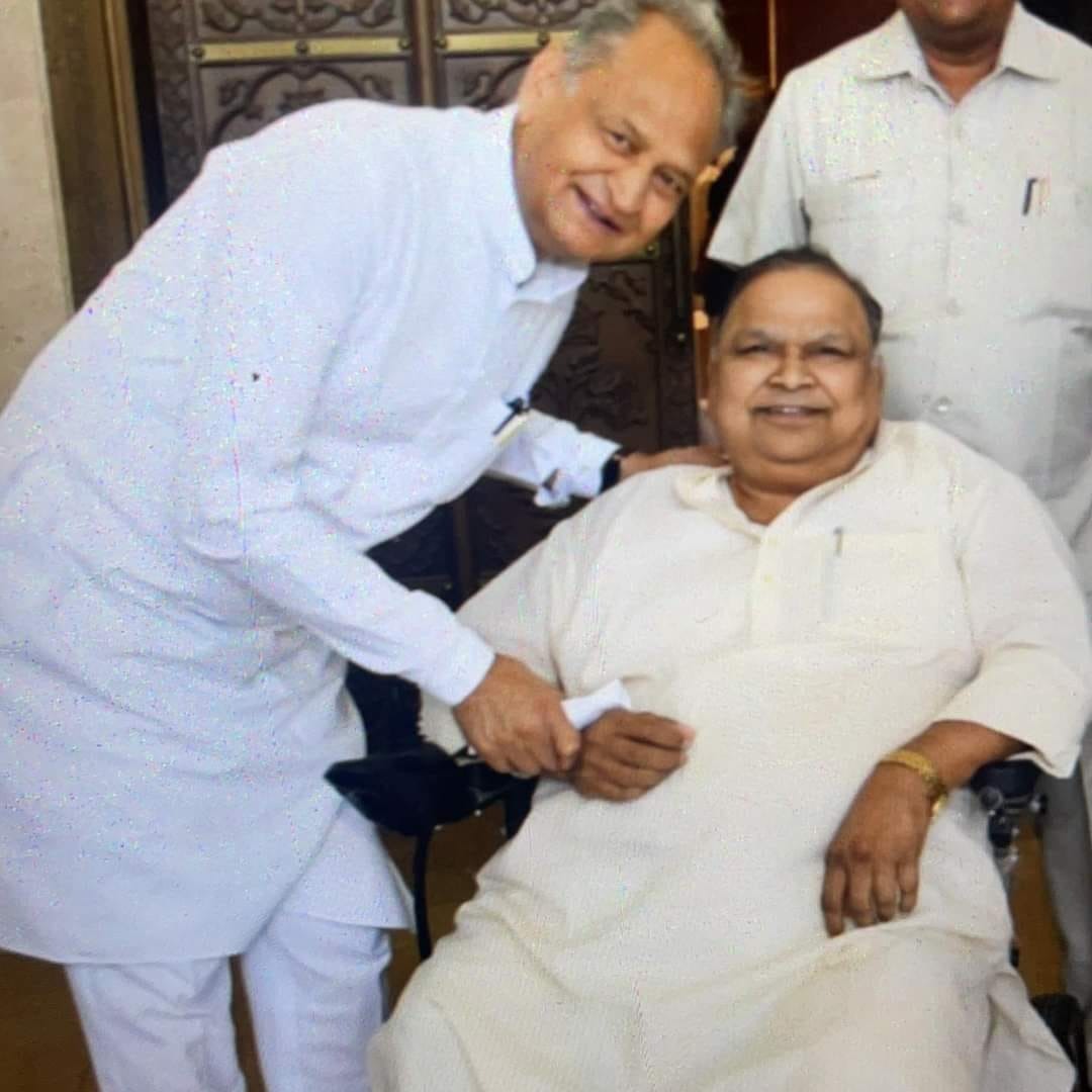 Ashok Gehlot tweet media
