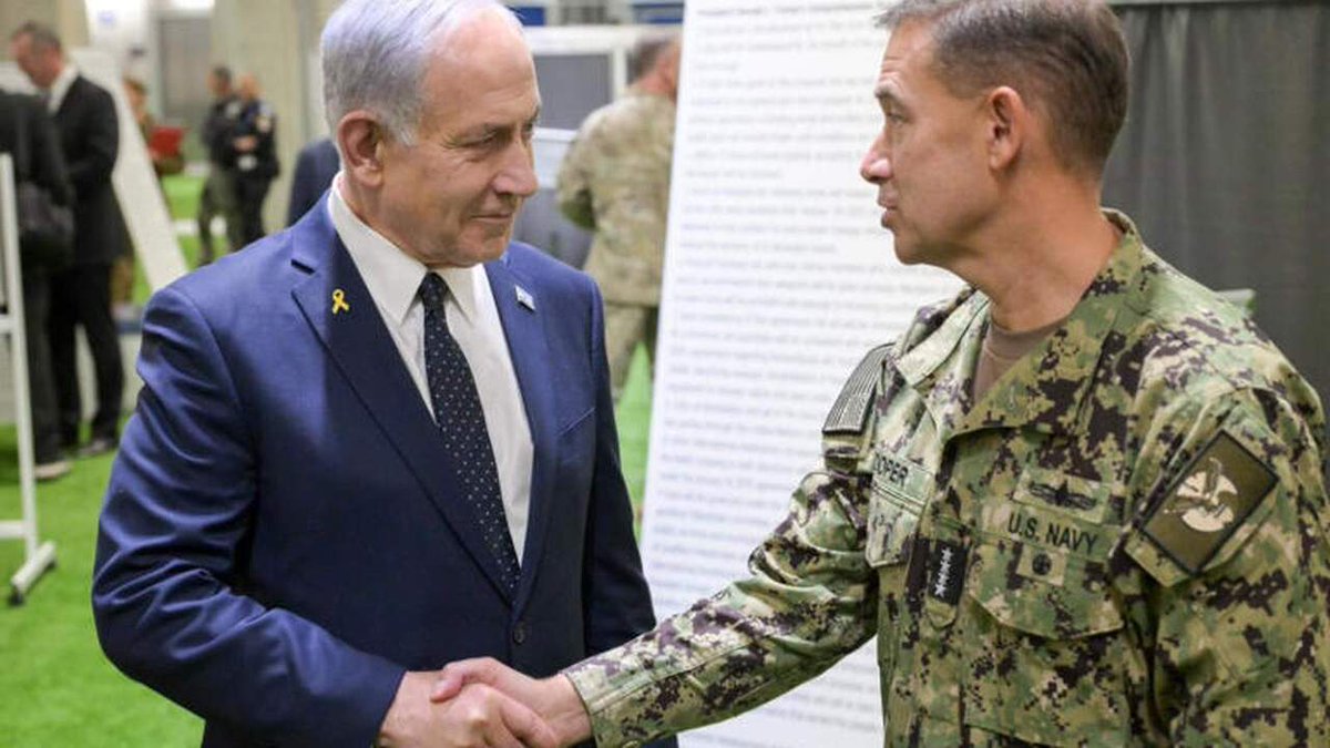 azattelevision's tweet image. CENTCOM Chief Brad Cooper leads a high-stakes Iran strategy as coordination with Israel tightens, while Trump weighs options for escalation. A pivotal shift in U.S. posture, with regional implications from Tehran to Tel Aviv. 🛰️🇺🇸 #USIran #MiddleEast