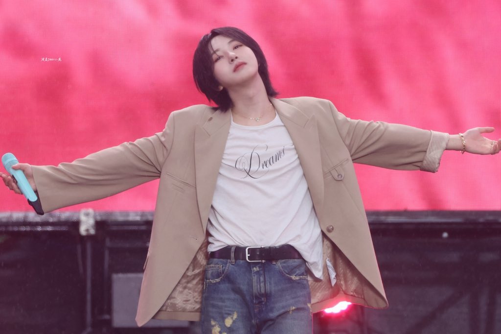 지지 tweet media