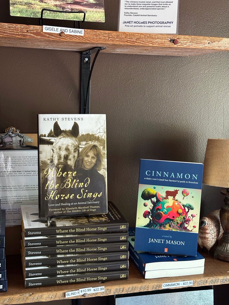 amusejanetmason's tweet image. Empathy at the Catskill Animal Sanctuary: my #vegan journey with CINNAMON, a dairy cow's path to freedom #amreading
 
In reflecting on how being an ethical vegan has become a way of life, one word keeps coming to mind: empathy.

wix.to/1Krqtkh #faithfullylgbt