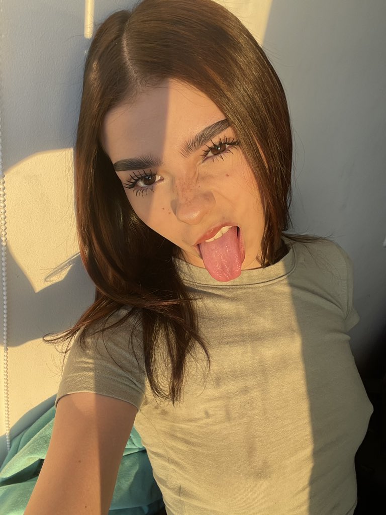 𝒞𝒽𝓁𝑜𝑒 ✧ tweet media