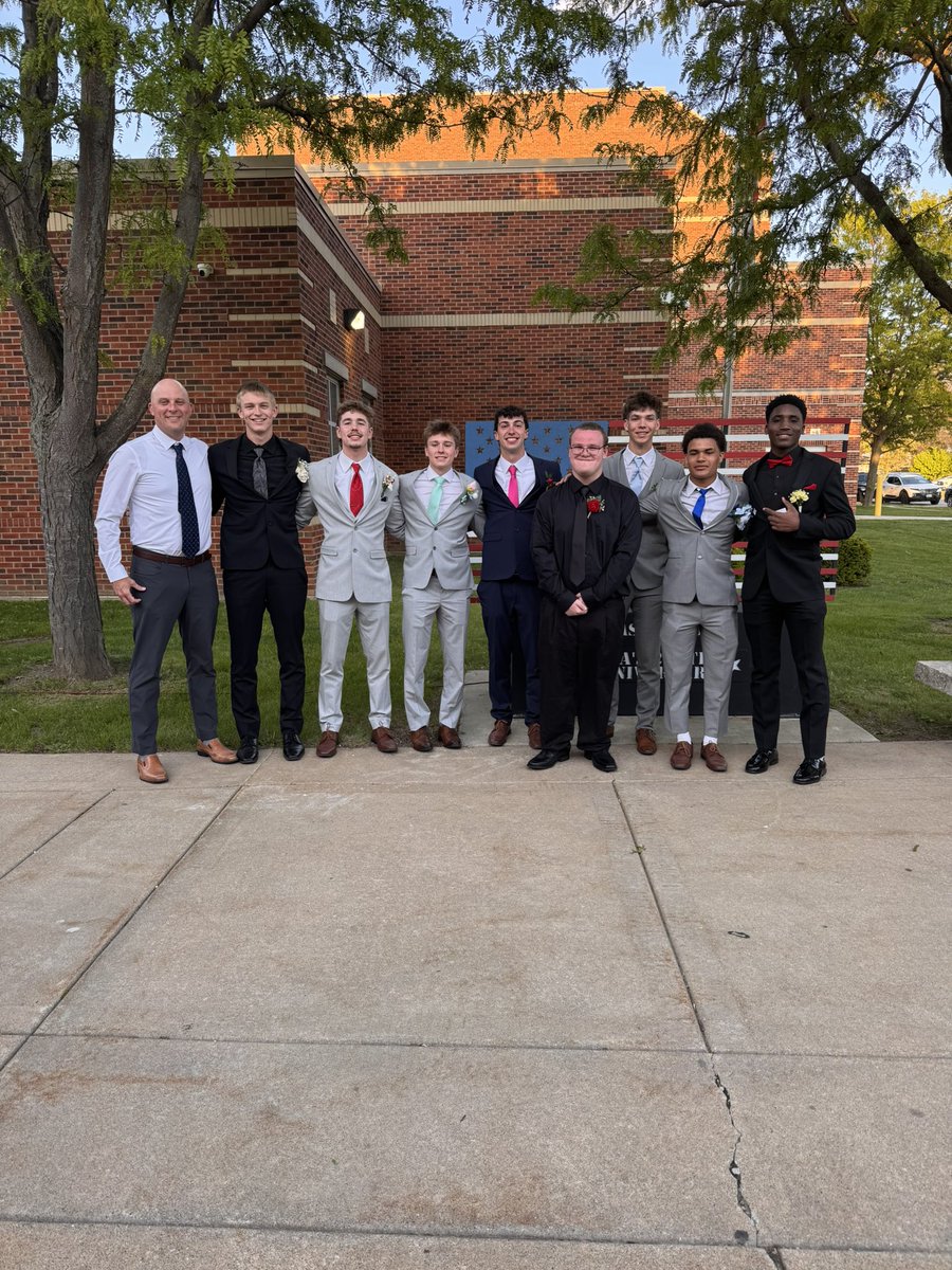 Streator Bulldogs Boys’ Basketball tweet media