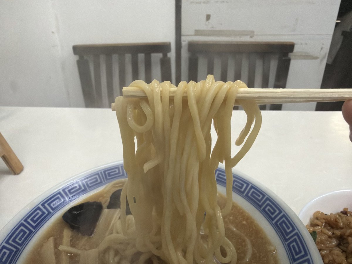 孤高のスナイパー tweet media