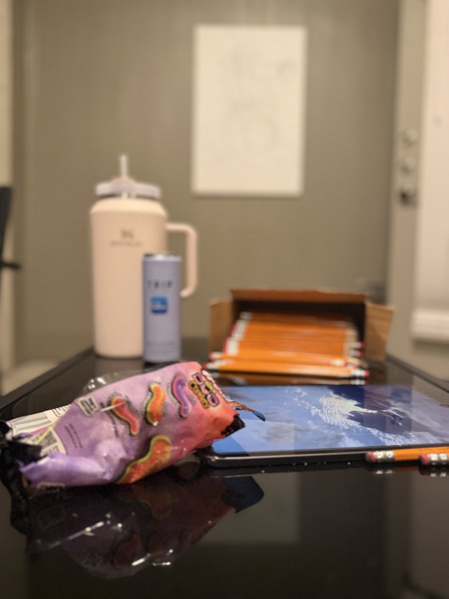 AcshuallyChi's tweet image. artistical muses and things 🥱🤌🏼 #mortalkombat #trolli #trip #number2 #art #one #combos