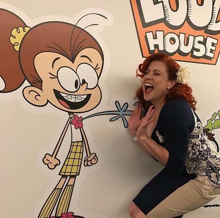 TomHamill2's tweet image. before Cristina Pucelli left Twitter I still managed to get her autograph and it's still hanging in my room #TheLoudHouse