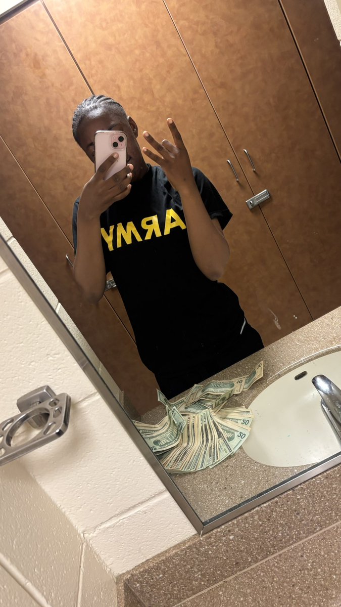 BrezzyyyyB's tweet photo. so I did a thing🙂‍↕️. https://t.co/pkOlsVsUdS