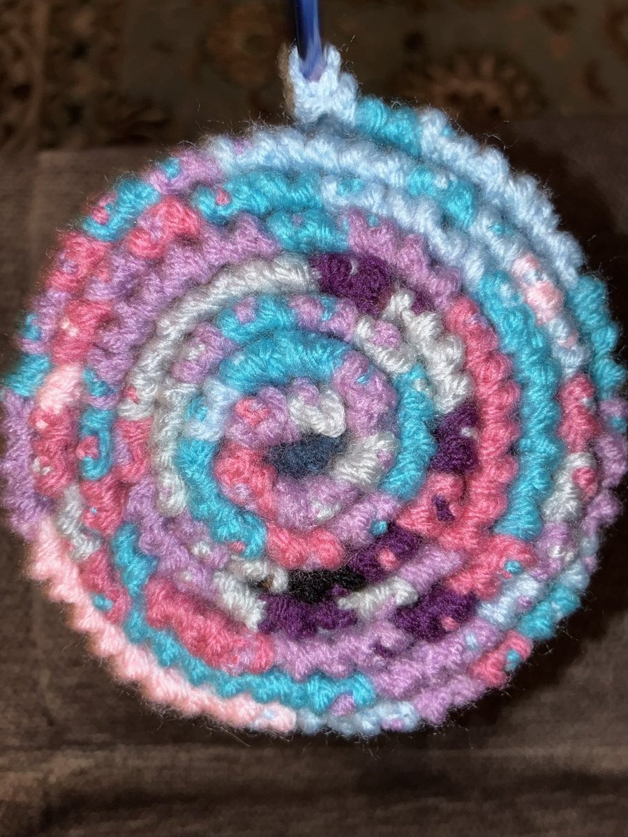 S_Stitcher's tweet image. Wessagussett DewPoint &amp;amp; Temperature Tippet; knit; Day122; Dew Point 42°; Temp 53°; X
.
#WessagussetDewPoint&amp;amp;TemperatureTippet #knit #Day122; #DewPoint42° #Temp53° X