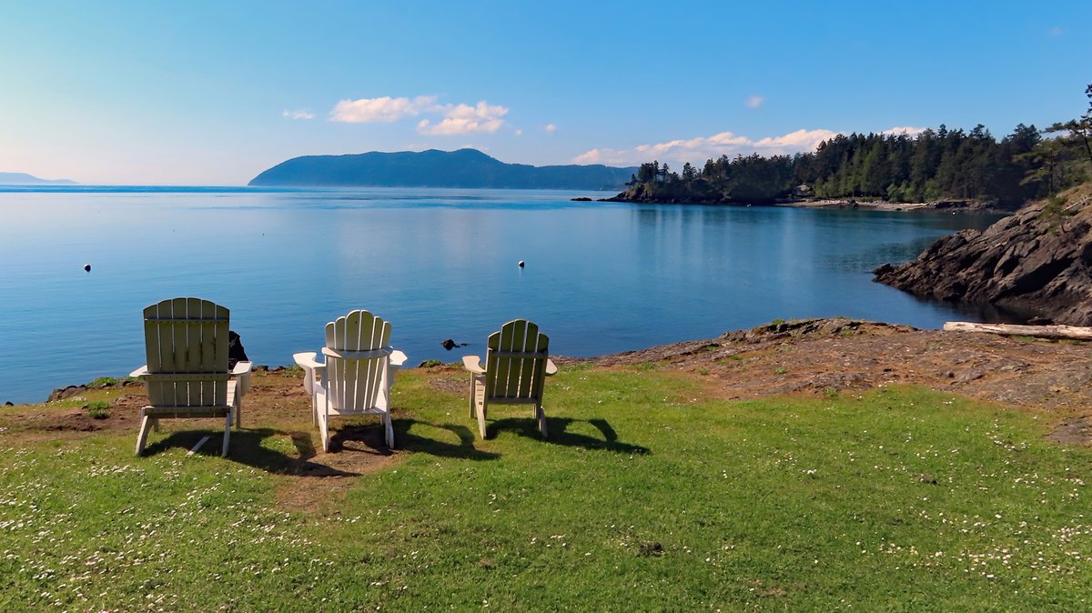 DebGarland1's tweet photo. Summer weather in May...on Orcas Island. https://t.co/YbOZuqPk1g
