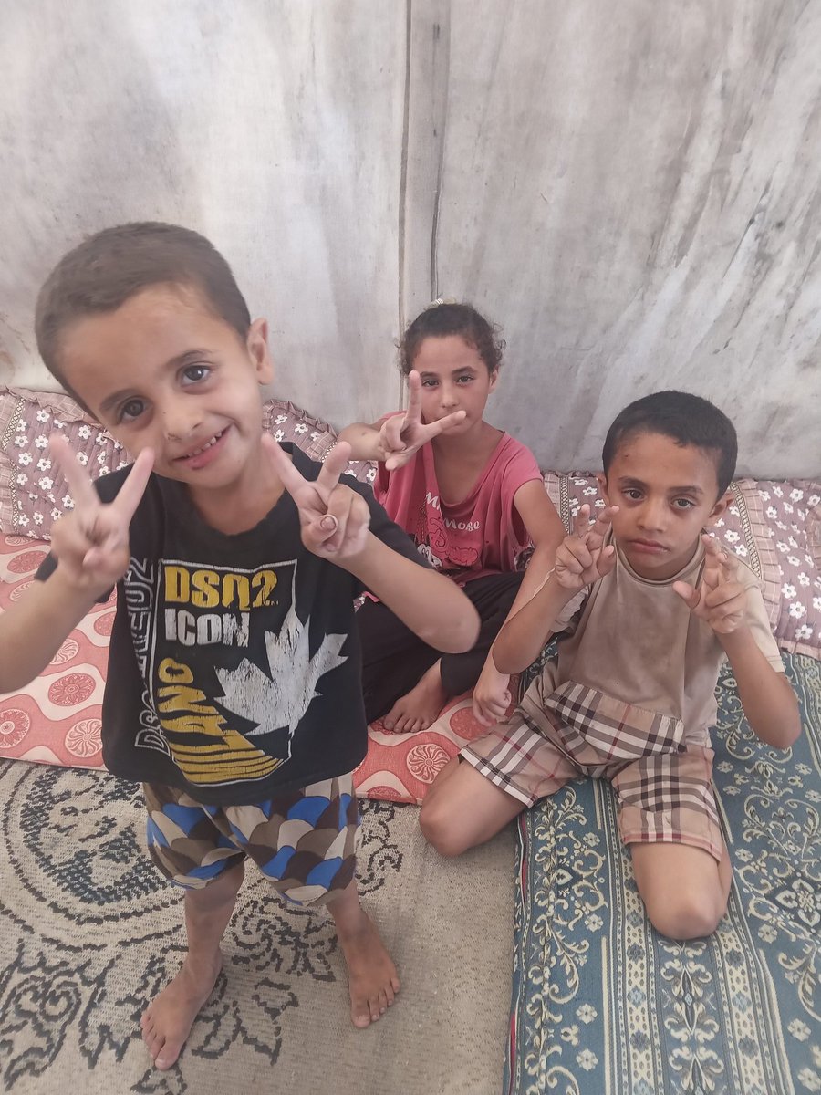 AhmedE79378's tweet image. I BEG YOU 
PLEASE DON'T SKIP ME :((

My account has been restricted, 
So, my gfm doesn't appear to everyone! 
Please support my family gfm !!!!
by sharing and quoting and donating 

Please, Leave a comment 🙏
chuffed.org/project/ahmed-…