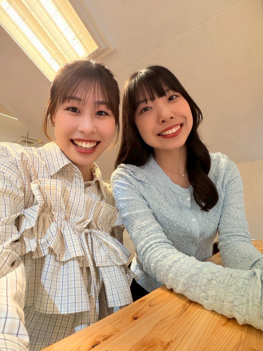 RdancEN__'s tweet photo. この前、こちゃが誕生日のお祝いをしてくれた🥺🤍 https://t.co/s71yLXu3hf