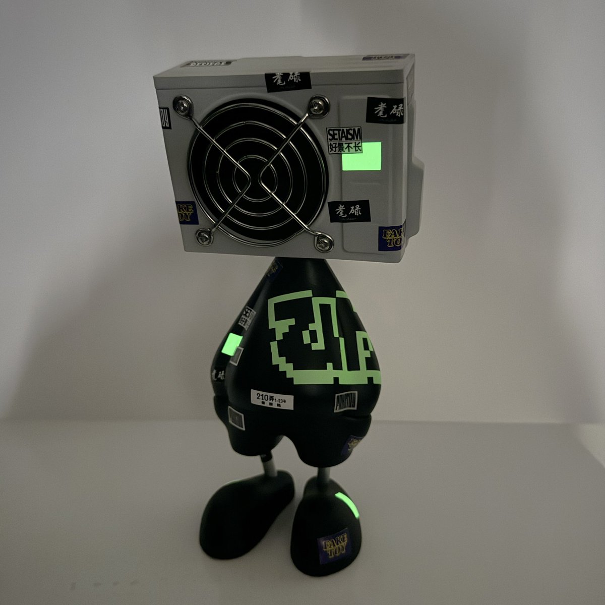 FAKETOY tweet media