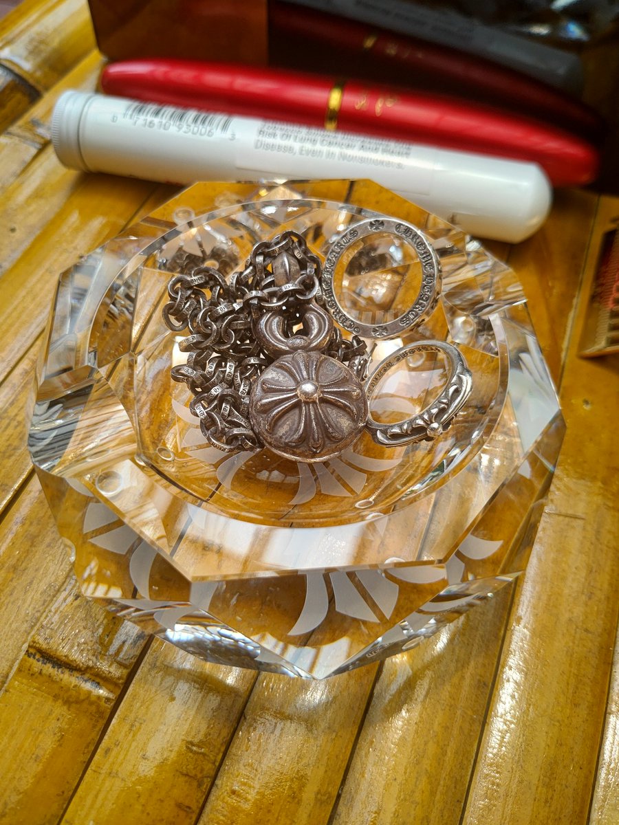 DaRj0Lyjnunq2Kr's tweet image. #クロムハーツ #ChromeHearts
😚😚