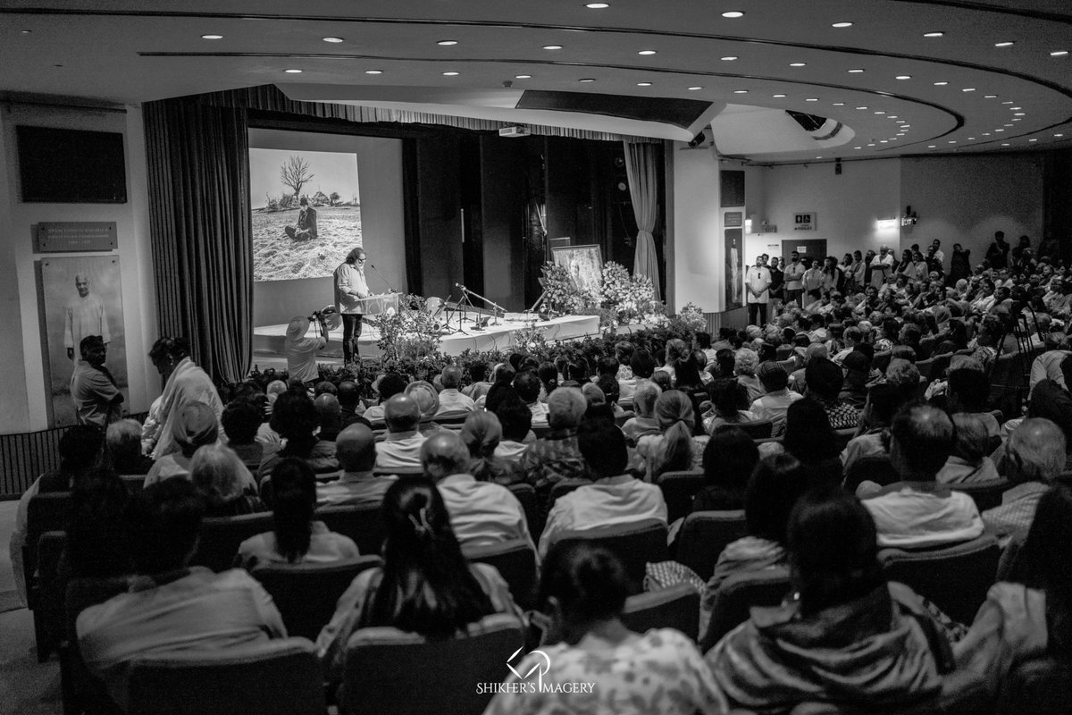 ShikhersImagery's tweet photo. ‘Darshan’ of Raghu Rai
What would happen if a departed person were to attend his own remembrance meeting – let’s think hypothetically if they really did – would they be in sheer awe and surprise to see people congregating in such ...
https://t.co/XhbqgAj663
#raghurai https://t.co/kkANERzUNF