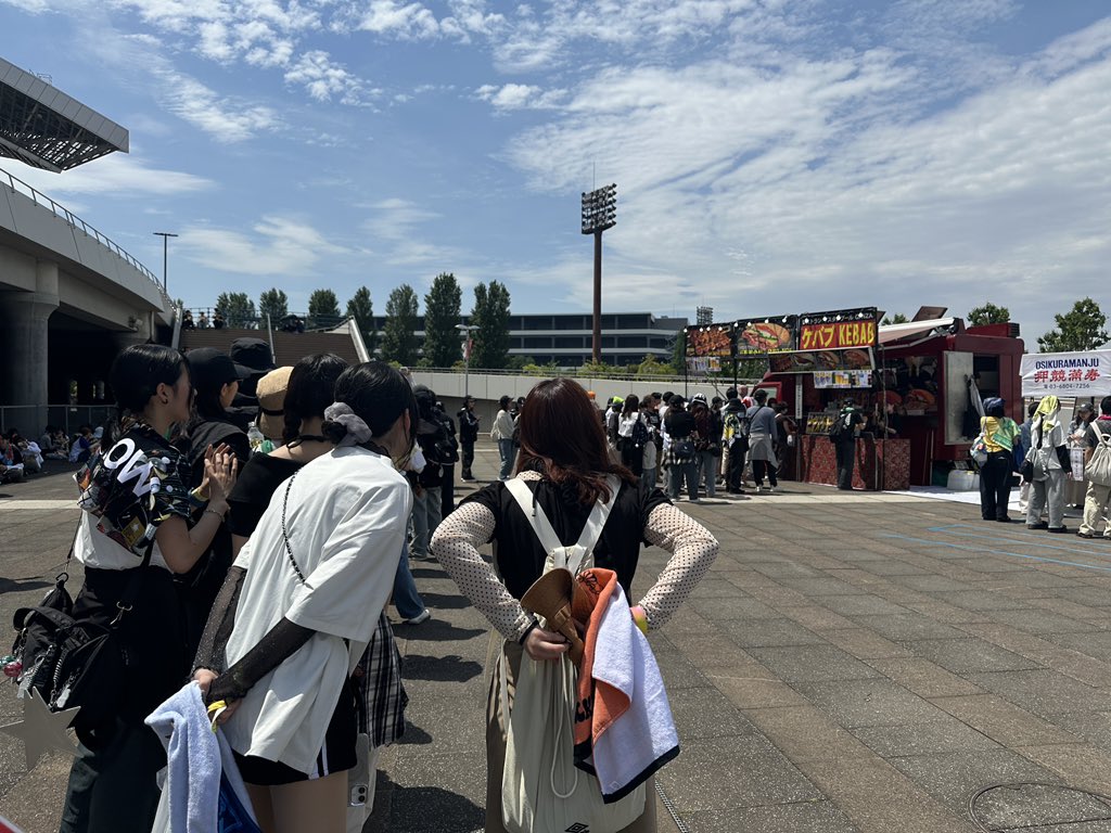 ゆー tweet media