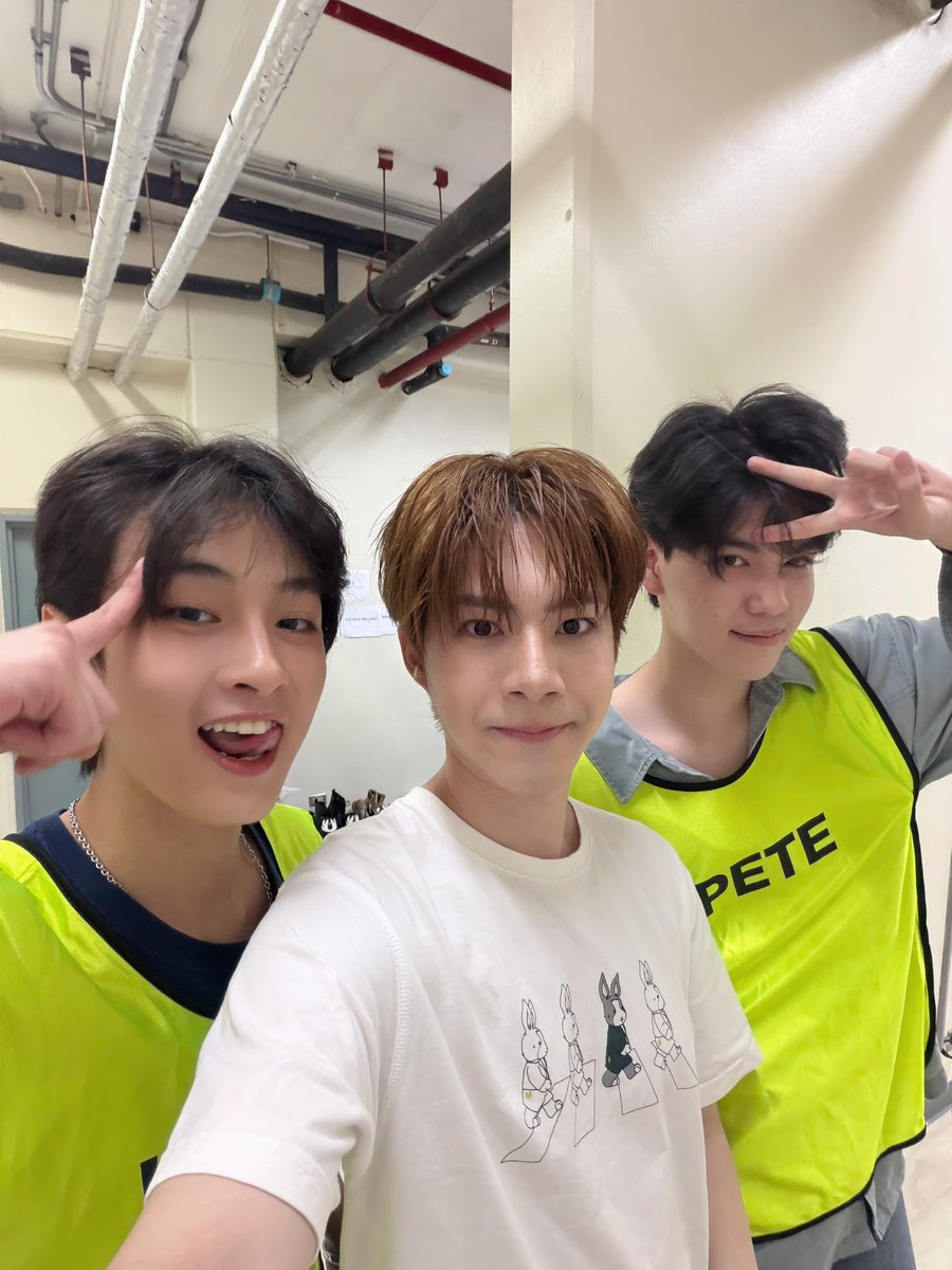 J-Mi ✿ tweet media
