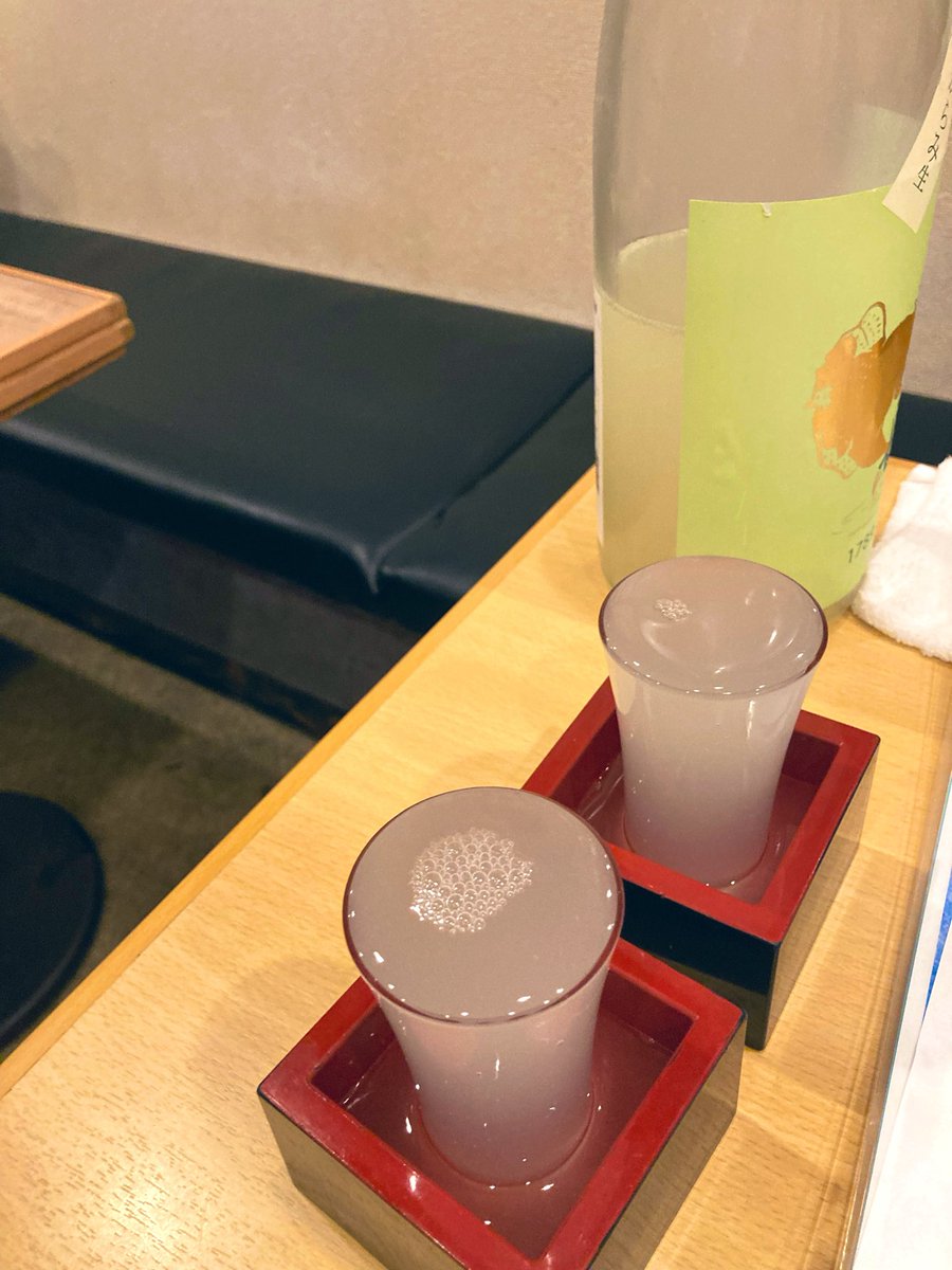 トテカ tweet media