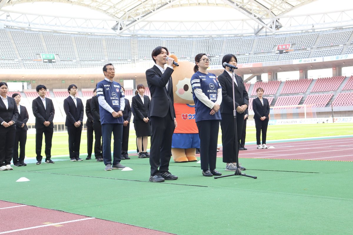 uoroku_official's tweet photo. 昨日の #アルビレックス新潟レディース⚽
#ウオロクサンクスデー にたくさんの方にお越しいただき、また、帰路で店舗にお立ち寄りいただき、ありがとうございました☺️

分けたため、サンクスデー無敗は続きます…！🔥

これからもフレッシュな新入社員と共に、よろしくお願いいたします🐟💪

#albirexl https://t.co/VFM4pyrIO9