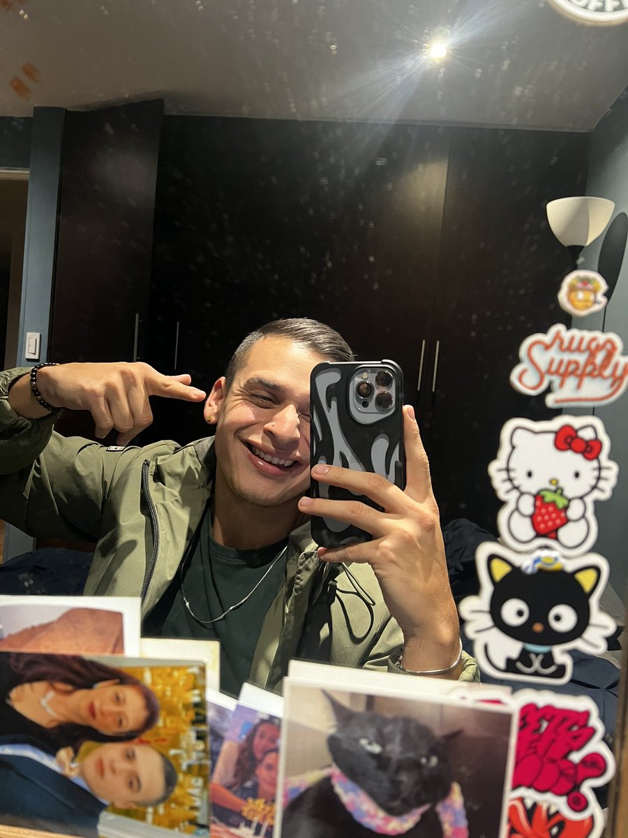  SEBASTIAN ACERO tweet media