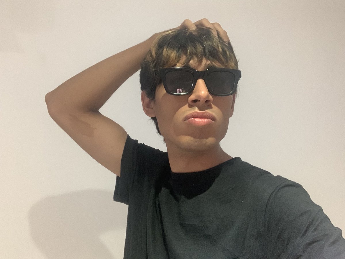 EmilioHummus's tweet image. #throwback