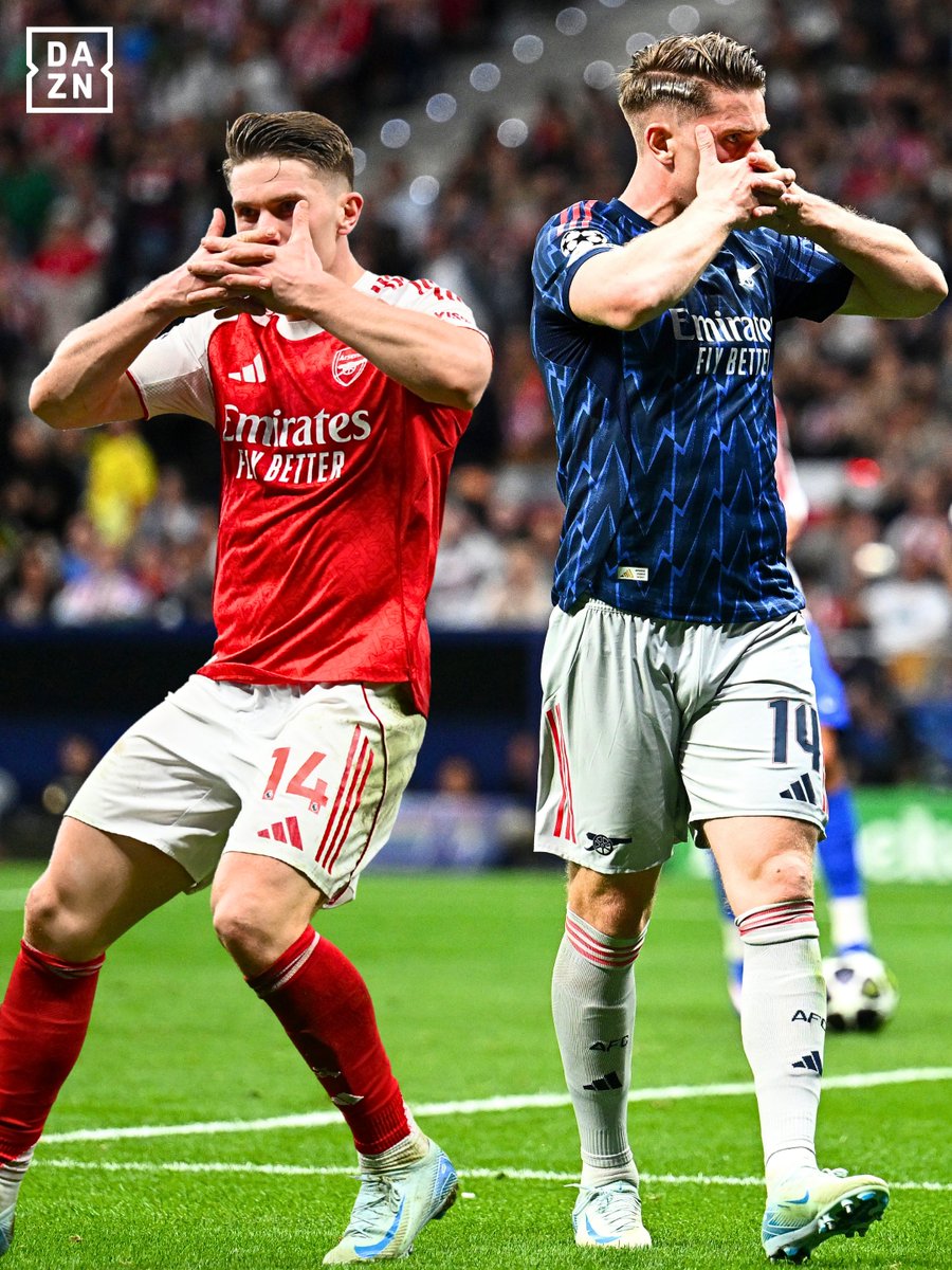 DAZN's tweet image. With his brace vs Fulham in Matchday 35, Viktor Gyökeres has now scored over 20 goals across all competitions this year 🇸🇪

He becomes the first Arsenal player to achieve this feat in their debut season since Alexis Sánchez over a decade ago 👏

#PremierLeague | #Gyokeres |